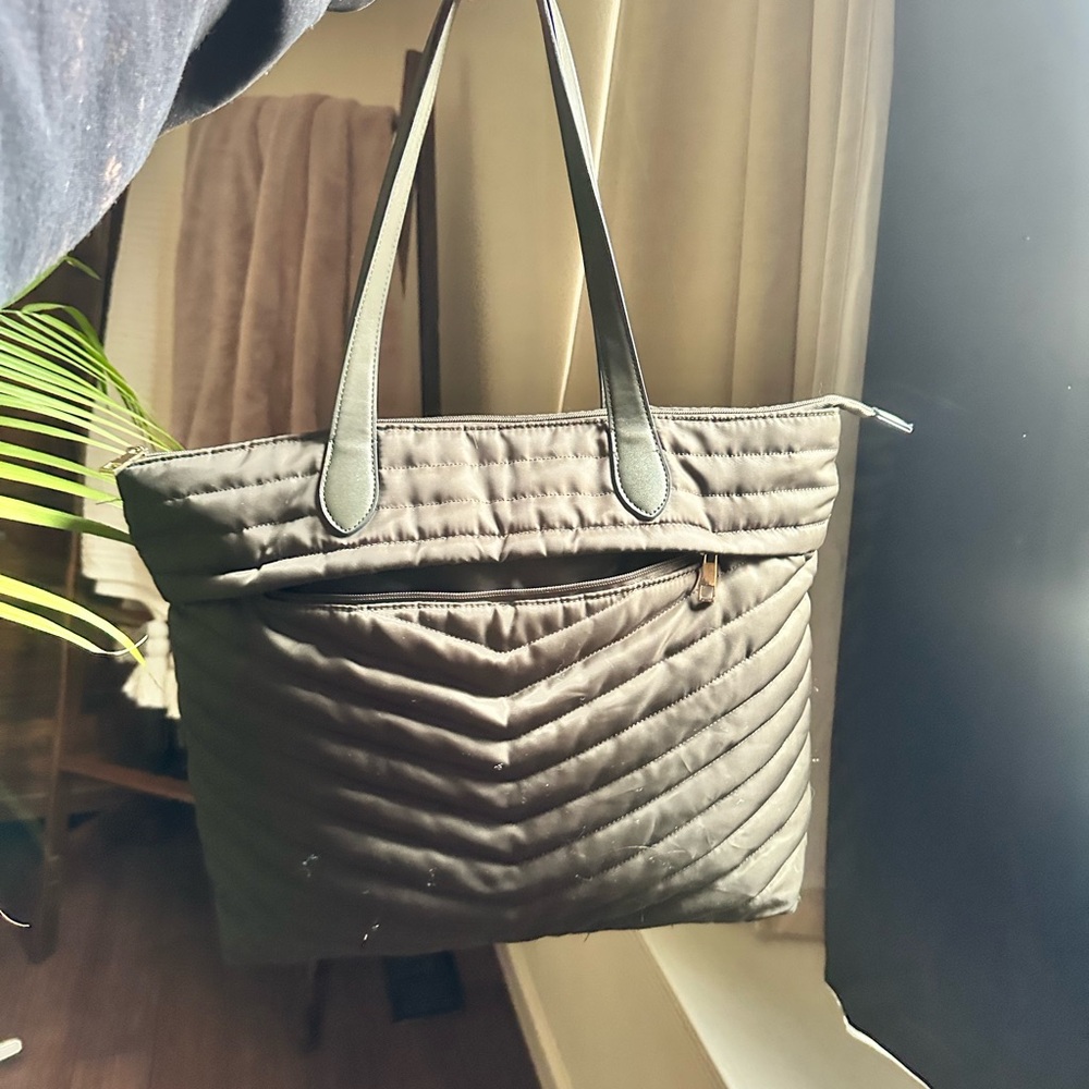 Quilted Tote Bag in Dark Olive Green - Lightweight Shoulder Bag